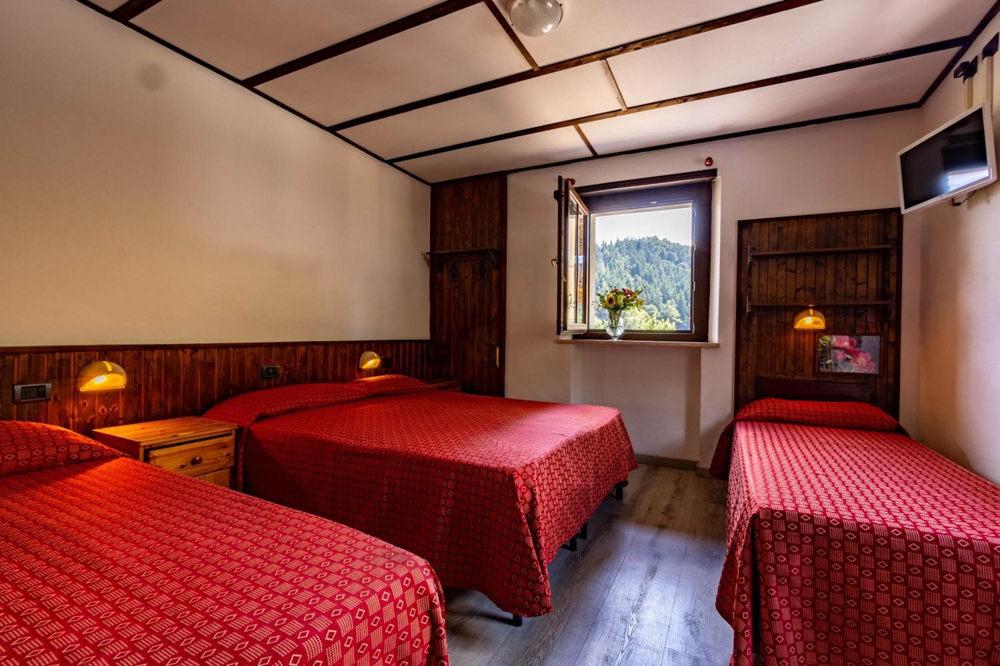 Hotel, Bar & Bistrot Saint Nicolas Gran Paradiso Экстерьер фото